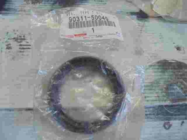 Тype T Oil Seal  Toyota Harrier Corolla Avensis RAV4 9031150046 90311-50046