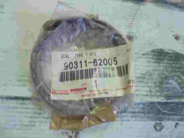 Тype T Oil Seal  Toyota RAV 4 9031162005 90311-62005
