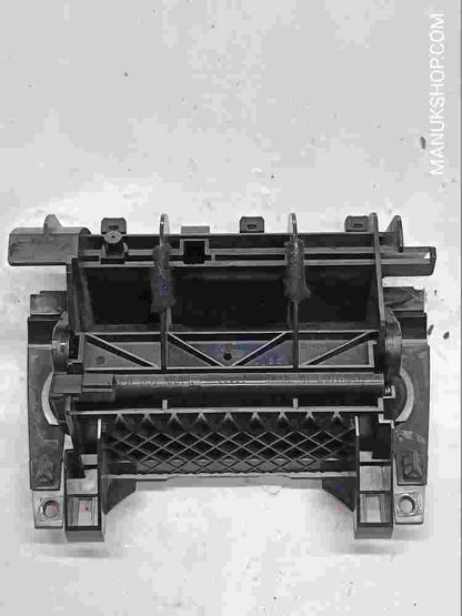 Aschenbecher  Audi A4 8E B6 B7 8E0857951F 8E0 857 951 F
