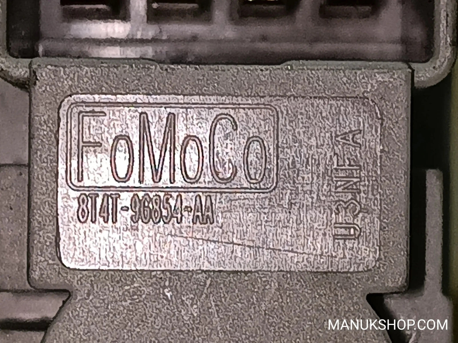 Bremslichtschalter Ford Focus 8T4T96854AA 8T4T-96854-AA