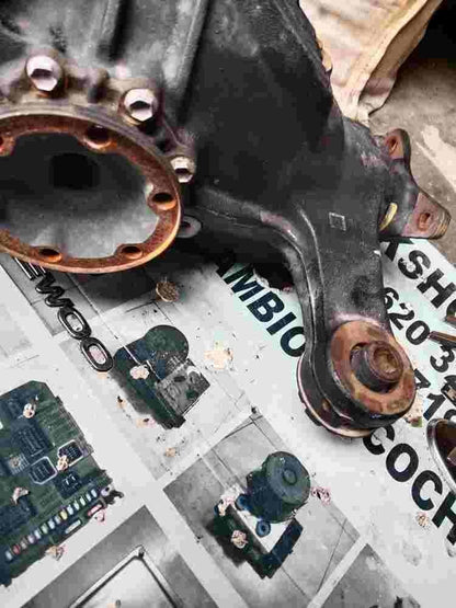 Differential hinten Hinterachsgetriebe BMW 3 E46 2,47 E8486L 1428796 GGG40 F20SG