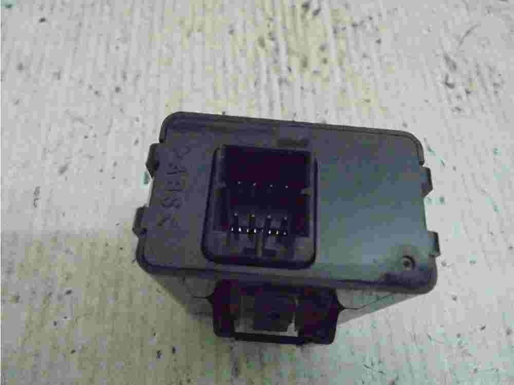 Lampenkontrolle Relais Mitsubishi ASX 8624A002 8624A 002 G8C-721M DC12V-ABS
