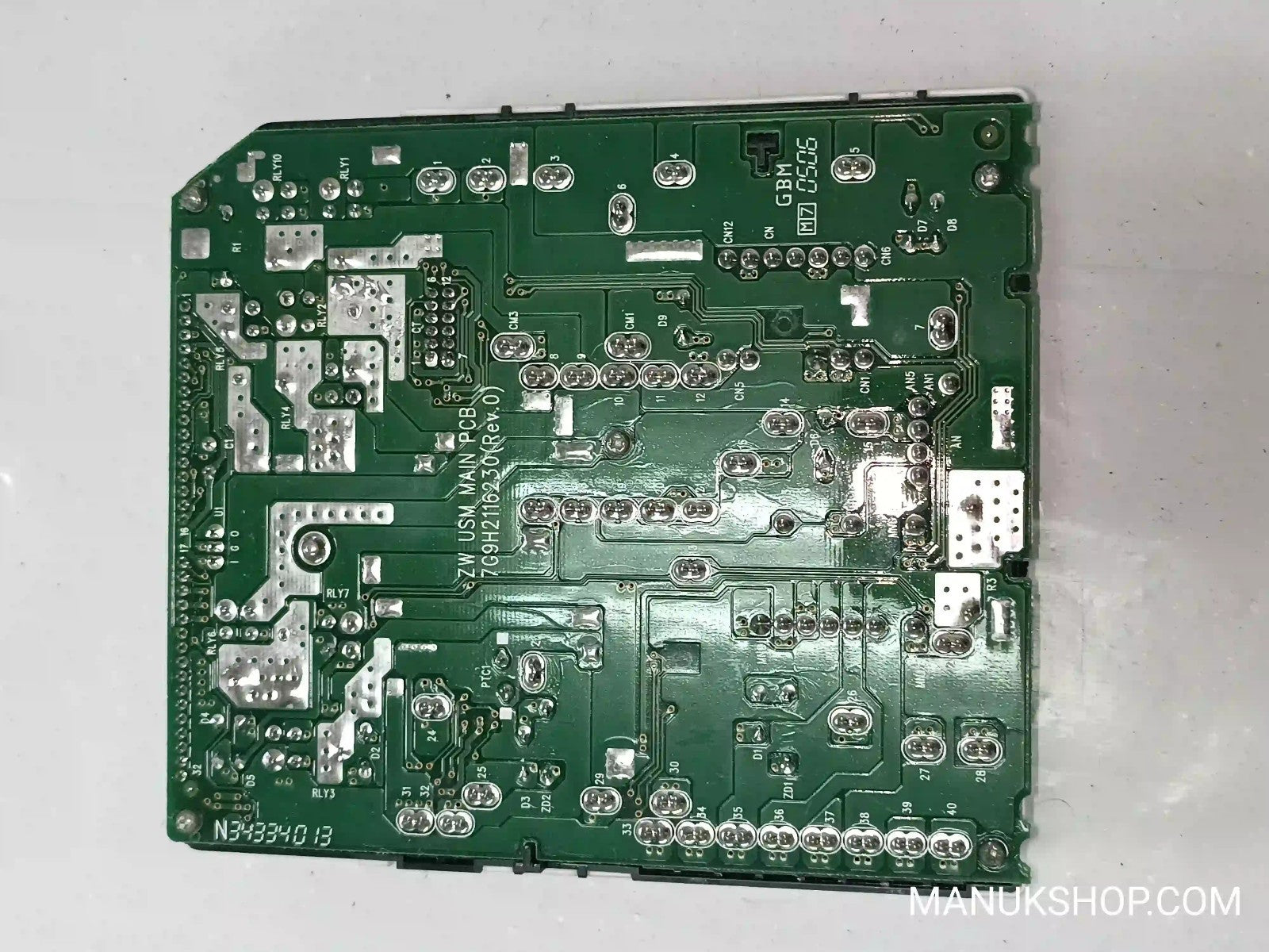 Sicherungskasten Nissan Cabstar F24 Renault Maxity 7G9H2116230 ZWUSMMAINPCB