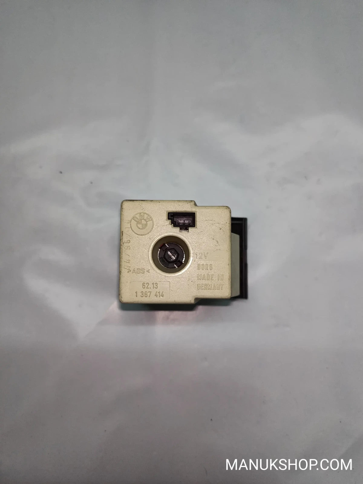 Uhr Digitaluhr Warnblinker schalter BMW E36 6213 62.13 1387414 1 387 414