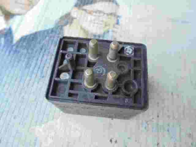 Mehrzweckrelais Mercedes-Benz S-Klasse 0015424919 001 542 49 19 BOSCH 0265003001