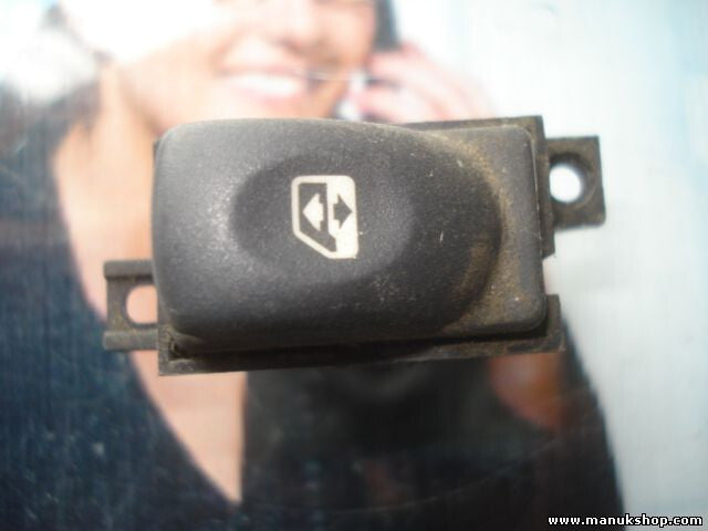 Fensterheber schalter Renault Laguna 7700417487 B 7700417487B