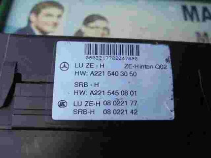 Sicherungskasten Mercedes-Benz W221 S550 CL600 A2215403050 A2215450801 0802177