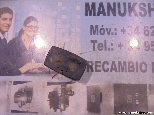 Seitenblinker Blinker Kotflügel links Mitsubishi Pajero Montero P251 BA15S21W