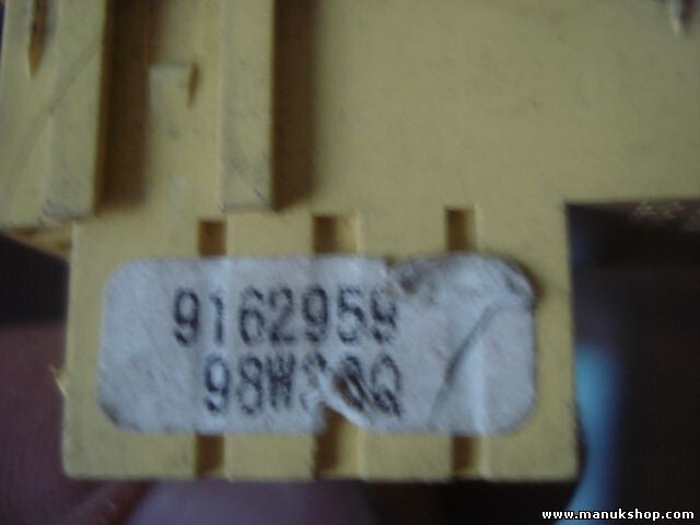 Schalter Info Bordcomputer Volvo C70 I Coupe 1997/03-2002 9162959 98W380