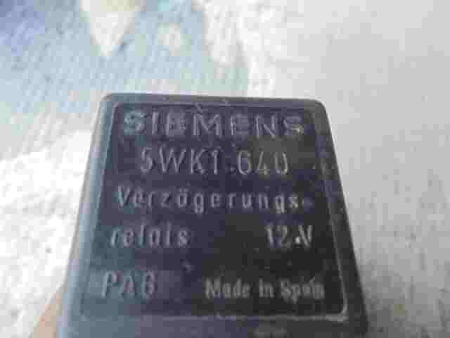 Wischerrelais  Opel Kadett E 5WK1640 5WK1 640 Siemens 12V