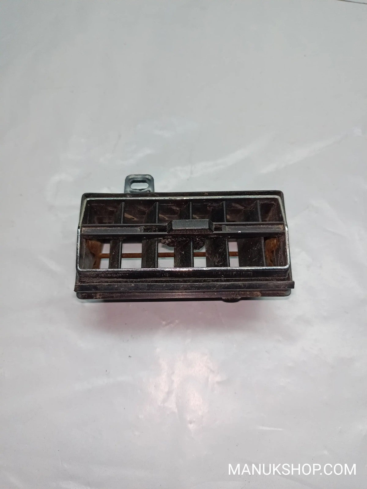 Lüftungsdüse Mercedes-Benz W126 W124 1268310530 126 831 05 30