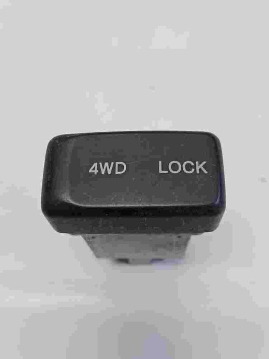 Schalter Start Stop Knopf  Hyundai Santa Fe 4X4 9324026000 93240-26000 50526