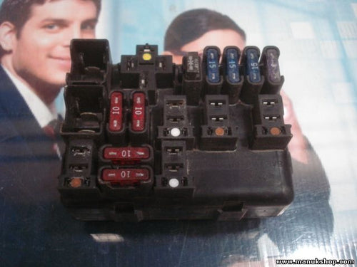 Sicherungskasten Ford Mondeo 93BG14A073AC 93BG-14A073-AC