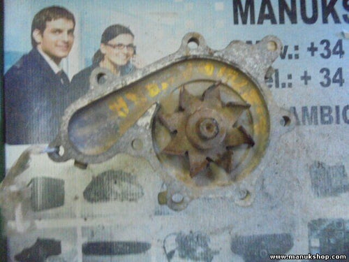 Wasserpumpe Nissan Navara D40 2.5 DCI 21010EB300 21010-EB300
