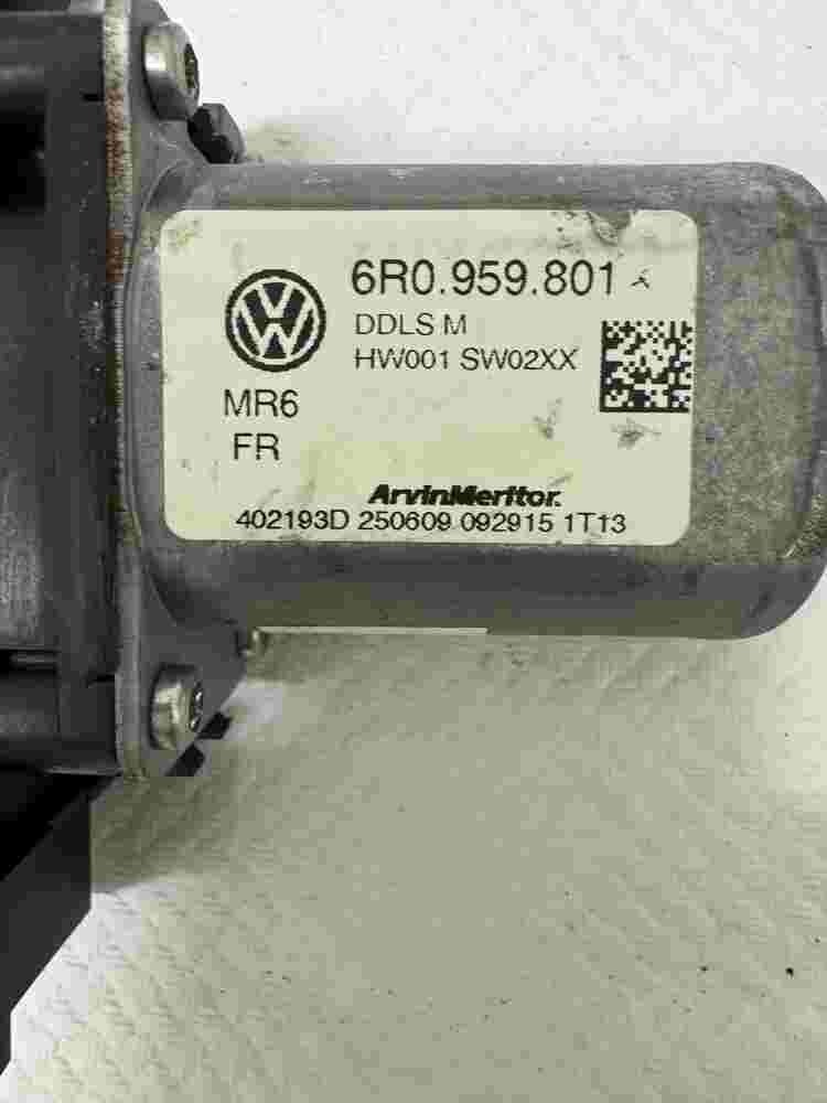 Fensterheber motor vorne links VW Polo MR6 6R0959801 6R0.959.801 402193D DDLS-M