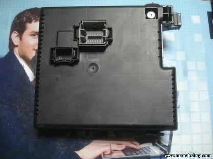 Sicherungskasten Volvo V70 S80 2,4 REM H 8676391 04W335 12217799 00004762183