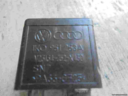 Relais Nebelscheinwerfer Volkswagen Audi Skoda Seat 1KO951253A 1K0951253A 253A