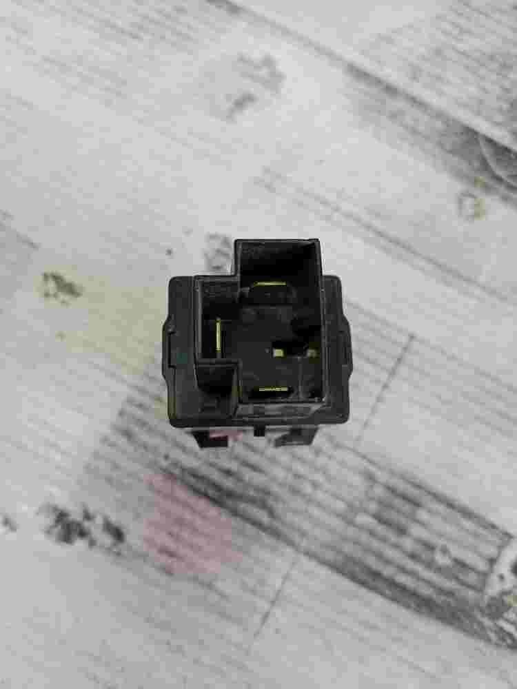 Blinkrelais Subaru Legacy Mitsuba FR3315 FR-3315 FR 3315 79016 D0T 12.8V 85C/M