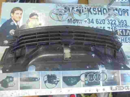 Frontgrill Grill Kühlergrill  Renault Laguna II 8200390126 82 003 901 26