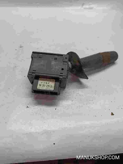 Scheibenwischerhebel Scheibenwischer Peugeot 406 96251279ZL 96 251 279 ZL