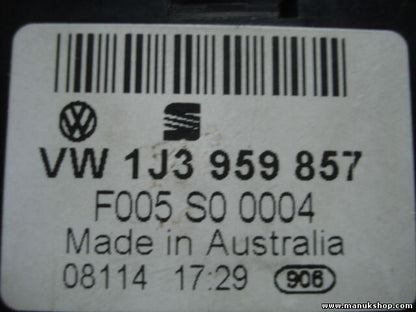 Fensterheber schalter VW Volkswagen Golf 4 Bora Passat 1J3959857 F005S00004