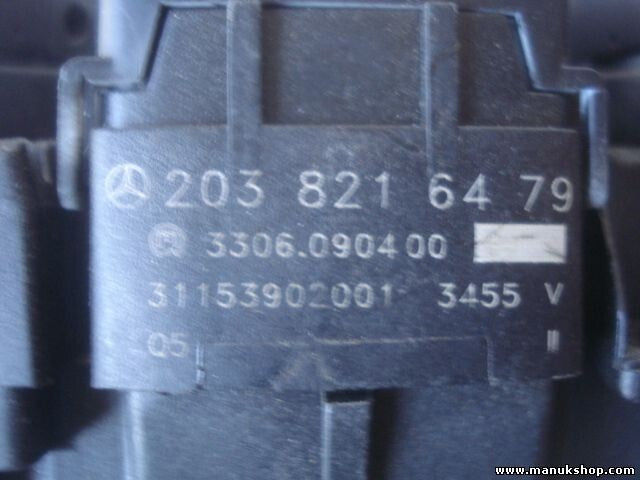 Warnblink Sitzheizung ESP schalter Mercedes W203 C-Klasse 2038216479 3306090400