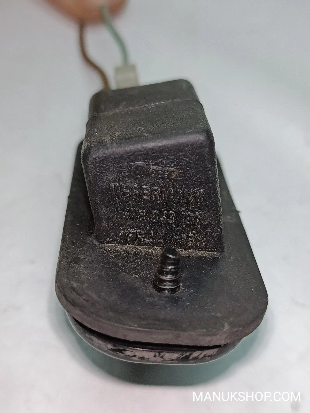 Kennzeichenbeleuchtung Abdeckung Heckklappe Audi 80 90 B3  443943191 443 943 191