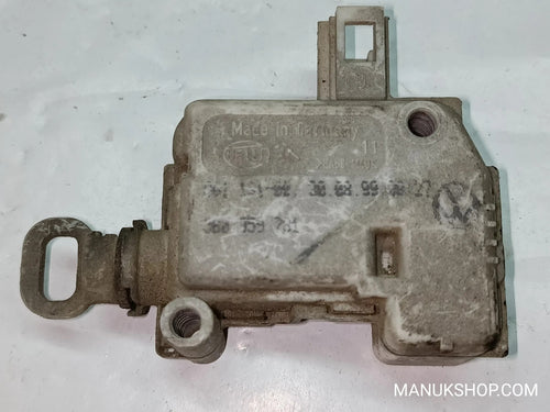 Stellmotor Heckklappe Zentralverriegelung VW Volkswagen Golf 4 Passat 3B0959781