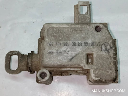Stellmotor Heckklappe Zentralverriegelung VW Volkswagen Golf 4 Passat 3B0959781
