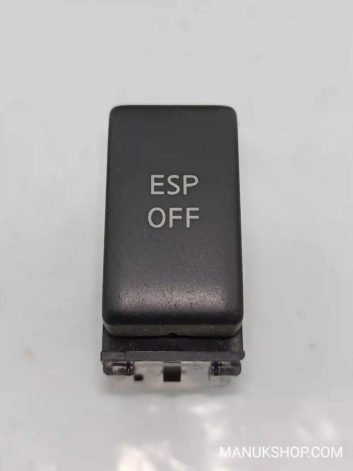 Schalter ESP OFF NissanX-Trail T30 Qashqai J10 NILES ABS 4