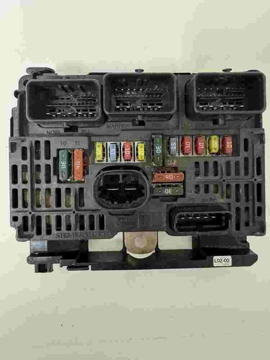 Sicherungskasten Peugeot 407 Citroen BSM-L02-00 9661682680 SIEMENS S118983002O