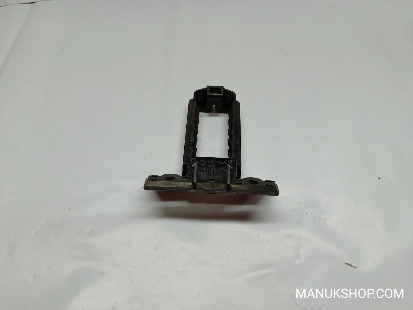 Schaltfläche Parkplätze Bremsen Mercedes-Benz  2114200077 211 420 00 77 70050100