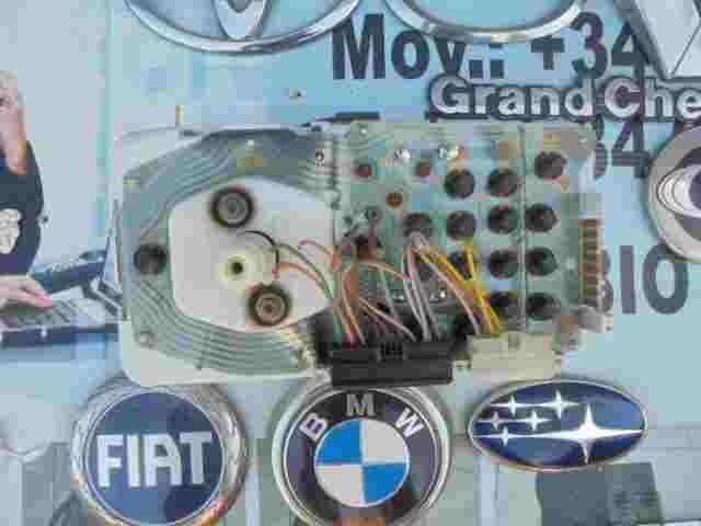 Kombiinstrument Tacho Renault Express Van F40 21038301  21021301 7700306066