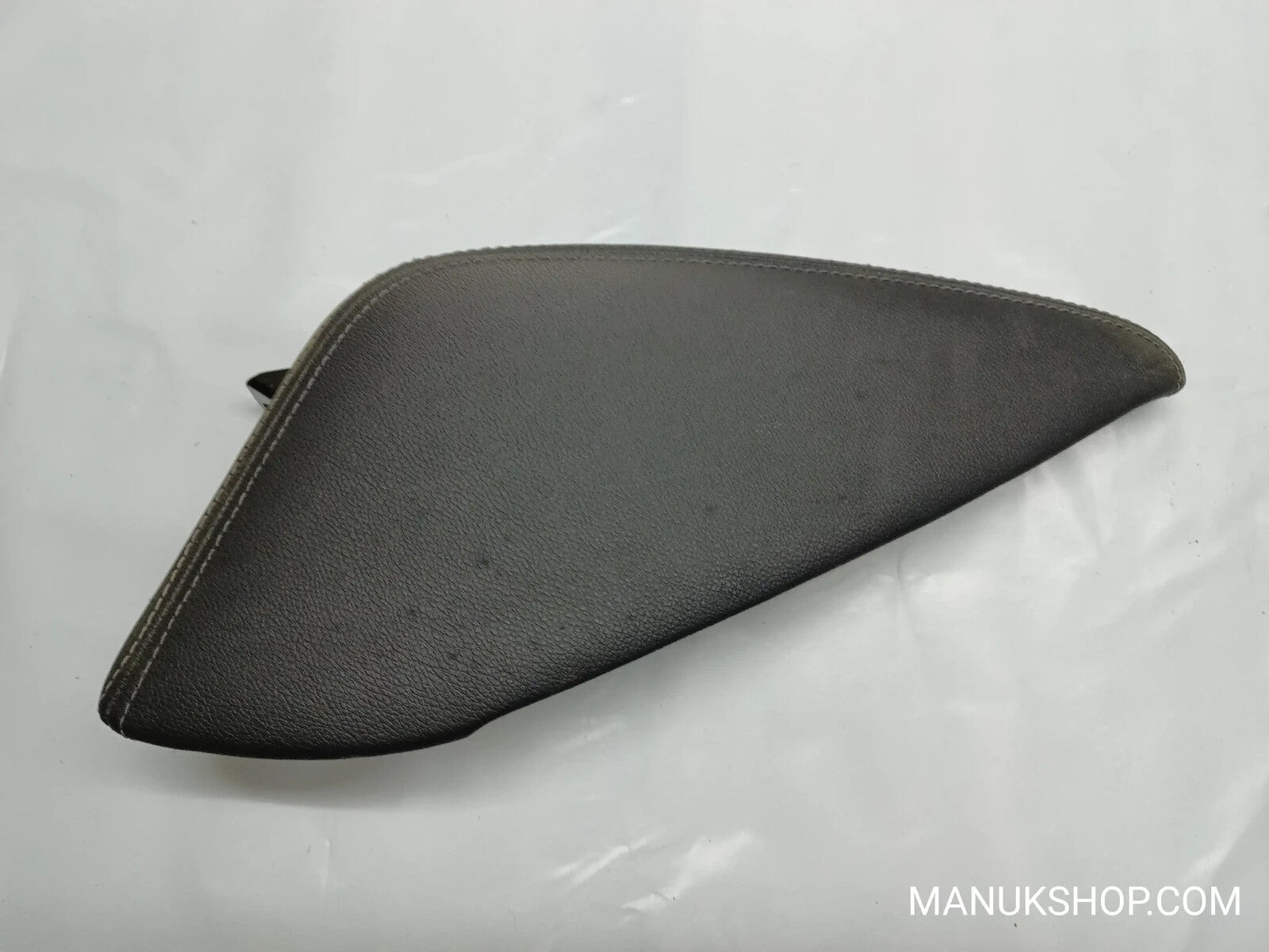 Mittelkonsole links Lederbezug Nissan Qashqai 969RY4EH0A 969RY 4EH0A