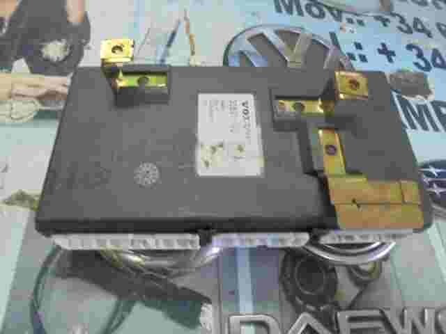 Steuergerät Zentralelektronik Volvo S40 05W07 30896697 SW30896751 3817900210