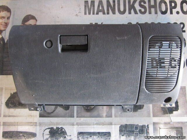 Handschuhfach Mitsubishi L200 (K6/7) 2.5 TD 4WD 2002/06-2007/12 MR117600