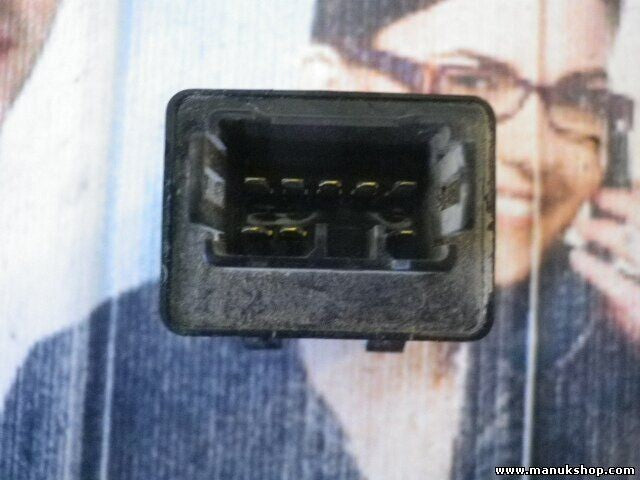 Blinker relais Mitsubishi Colt Pajero MR122496 G8D-225M G8D225M 1471D2 12X9D2