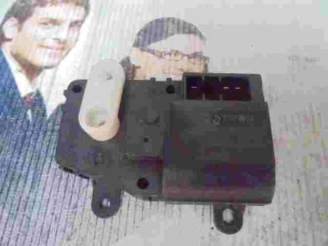 Stellmotor Heizung Kia Carnival 2 II Spectra Doowon H400730450 400730450 2L26