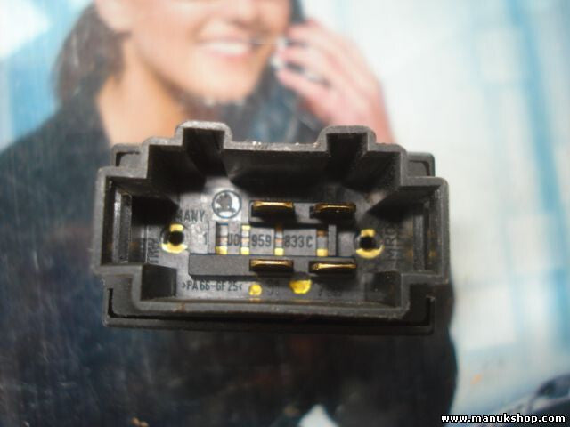 Schalter Tankklappe Öffner Skoda Octavia 1U2 1U0959833C 1U0 959 833 C