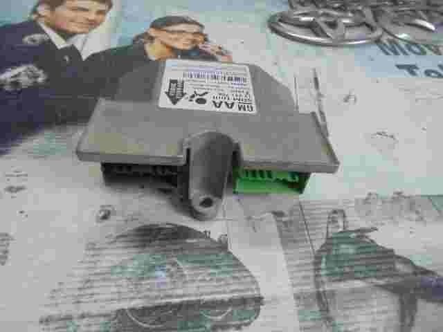 Airbagsensor Airbagsteuergerät Opel Zafira B Vivaro G GM (AA) 13241766 327963935