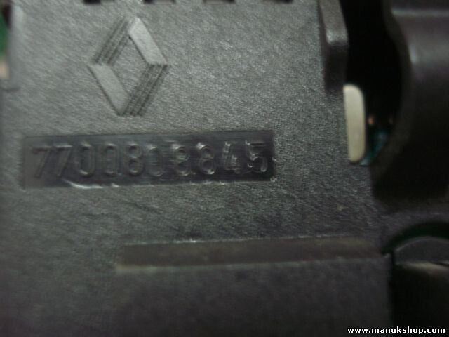 Uhr Digitaluhr Renault Safrane BORG 7700808845