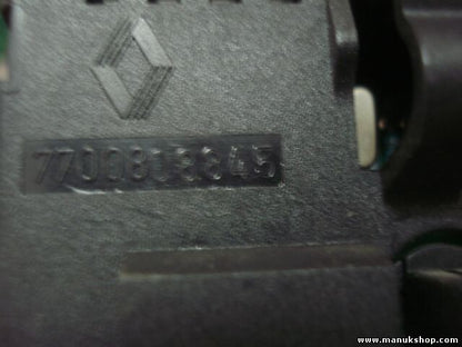 Uhr Digitaluhr Renault Safrane BORG 7700808845