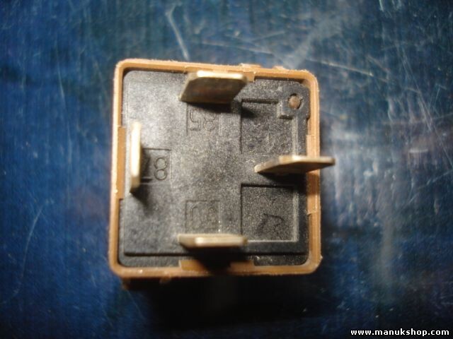 Relais BMW E31 E32 E34 E36 E46 61361388729 61.36-1388729 V23134 K59 X108 6136