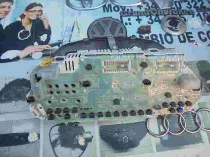 Kombiinstrument Tacho  Volvo S40 V40 30889708D SW30887756A 01W46D4 OP0244405