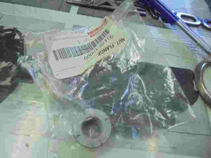 Flange Nut  Toyota Corolla 9017812009 90178-12009