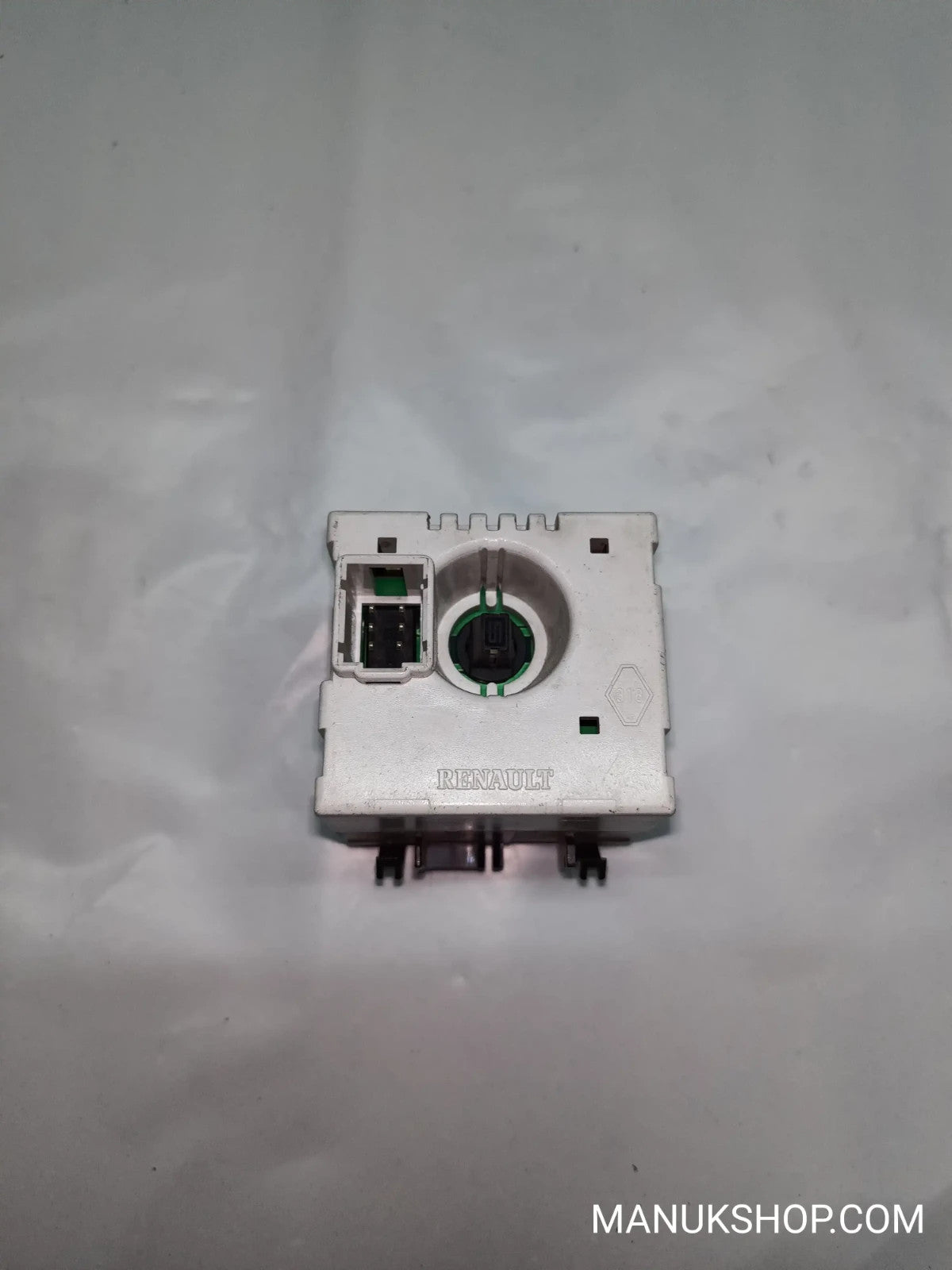 Bordcomputer  Renault Megane Clio Scenic 7700421037 2270511AT 12V BORG