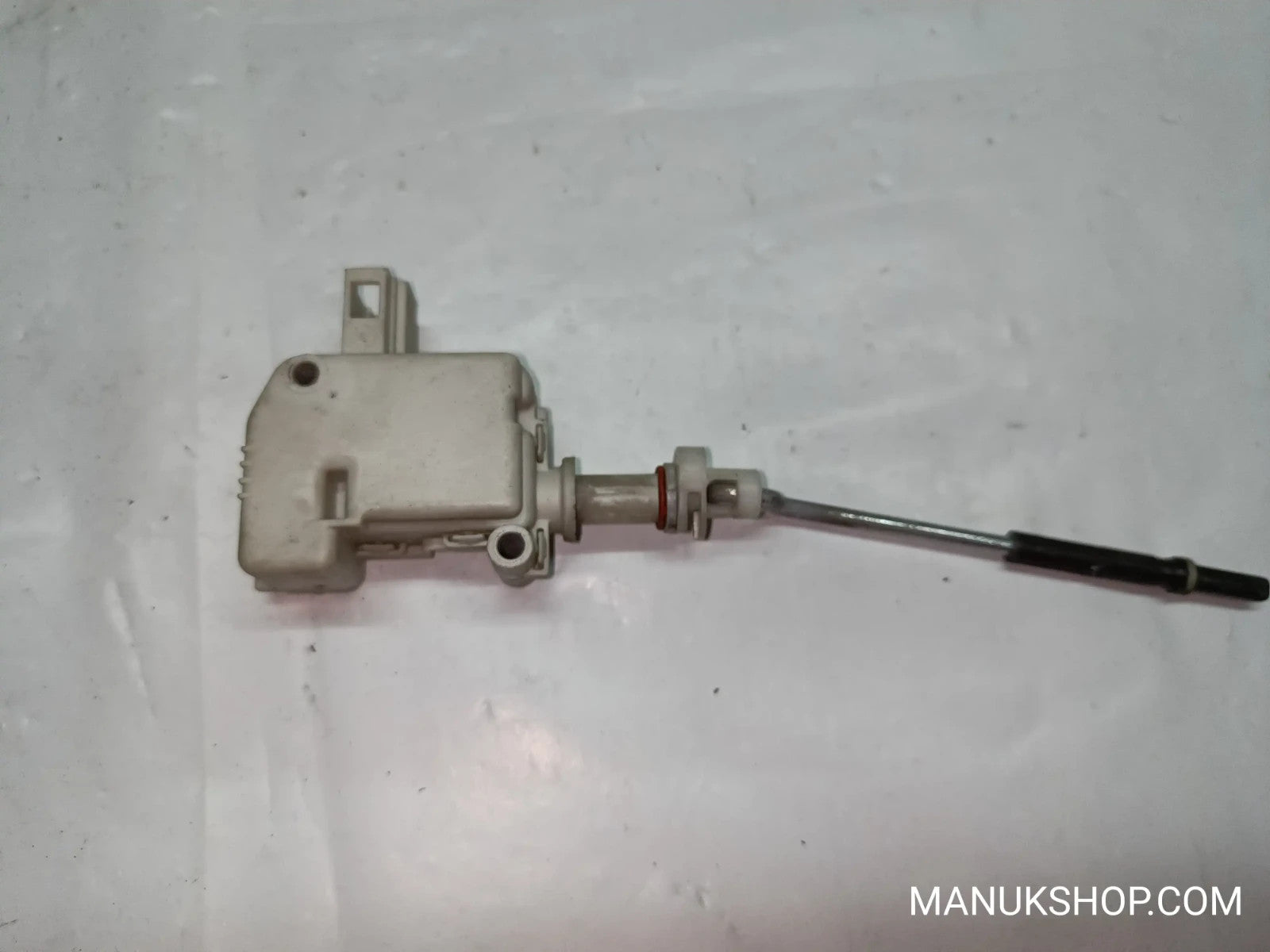 Stellmotor Tankklappe VW Volkswagen HELLA 754633 3B0959782 3B0810773B