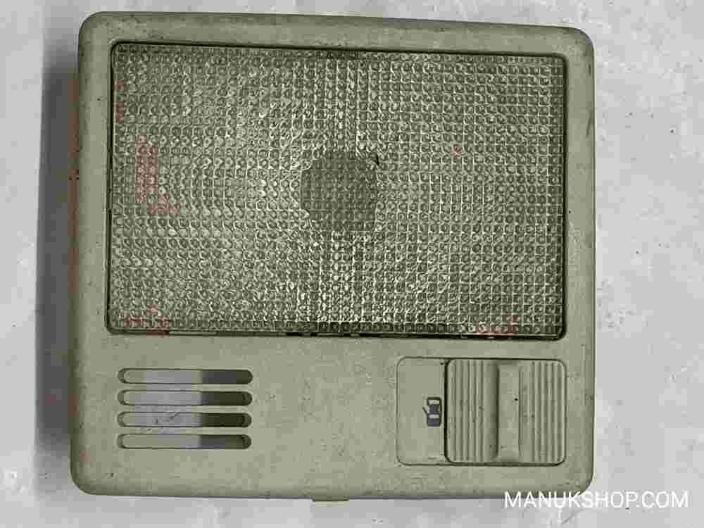 Innenleuchte Audi A6 C4 80 B4 100 C4 443947105E 443 947 105 E HELLA 13333201