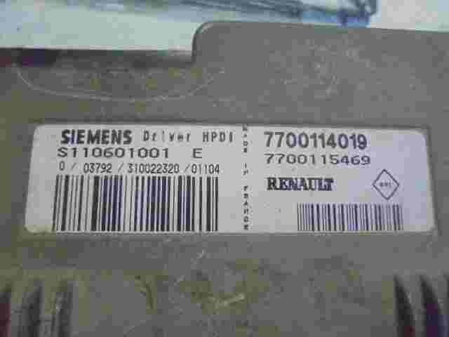 Motorsteuergerät Renault Megane 7700114019 7700115469 SIEMENS S110601001E