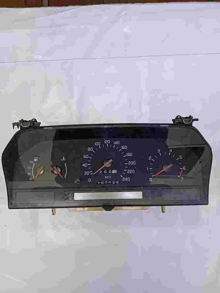 Kombiinstrument Tacho  Volvo 850 9128746 9 128 746 VDO 110008456026 81072104